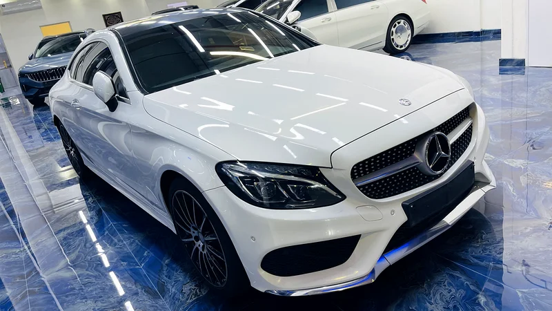 مرسيدس بنز C300 كوبيه 2017 خليجي بحالة وكالة نظيفة جدا رقم واحد63146292726531112