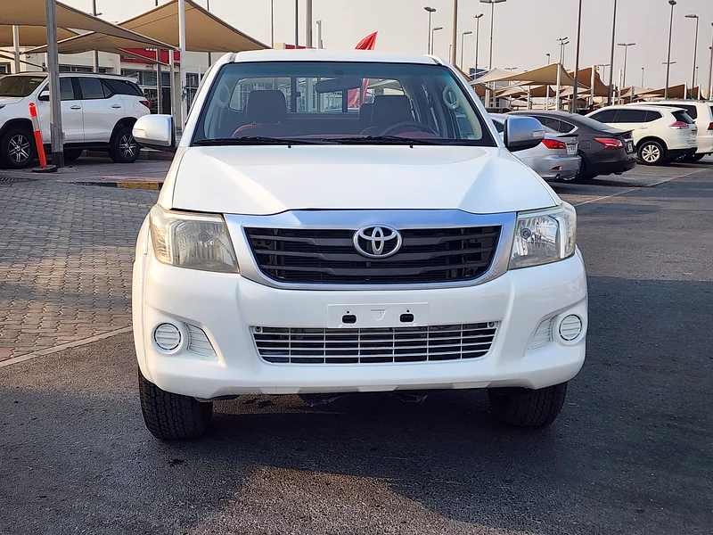 TOYOTA HILUX DOUBLE CABIN 4X4 201563166156833794111