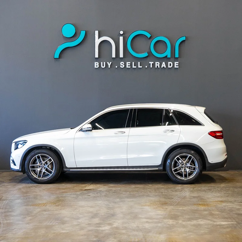 AED 2,356pm • 0% Downpayment • GLC250 AMG • 1 Year Warranty62934683423618111