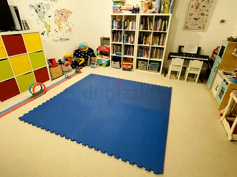 4 حصائر رغوية زرقاء متصلة ببعضها632416459371551114