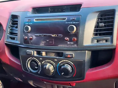 2015 Toyota HILUX 照片 6
