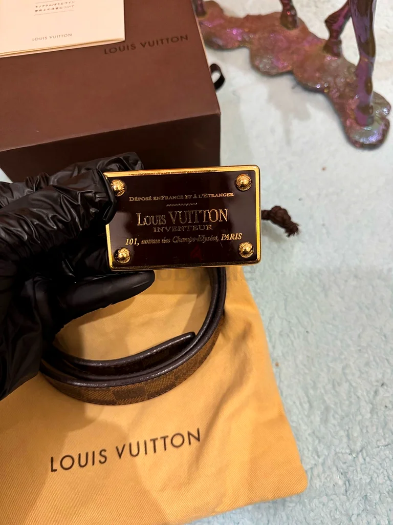 Louis Vuitton Damier Canvas reversible inventeur belt63241132907393112