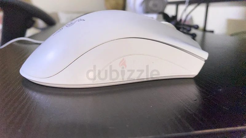 Razer Deathadder Essential gaming mouse (White)63229306494211112