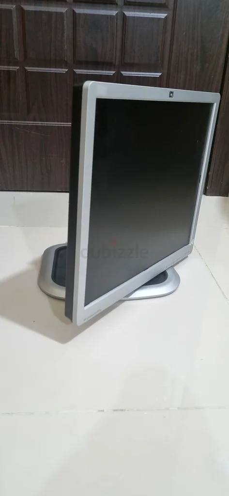 HP Compaq LA1951g63256599171201111