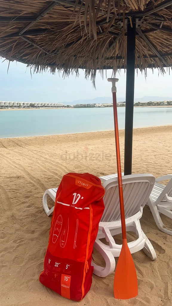 Paddle board with life jackets - light usage !63170411670914110