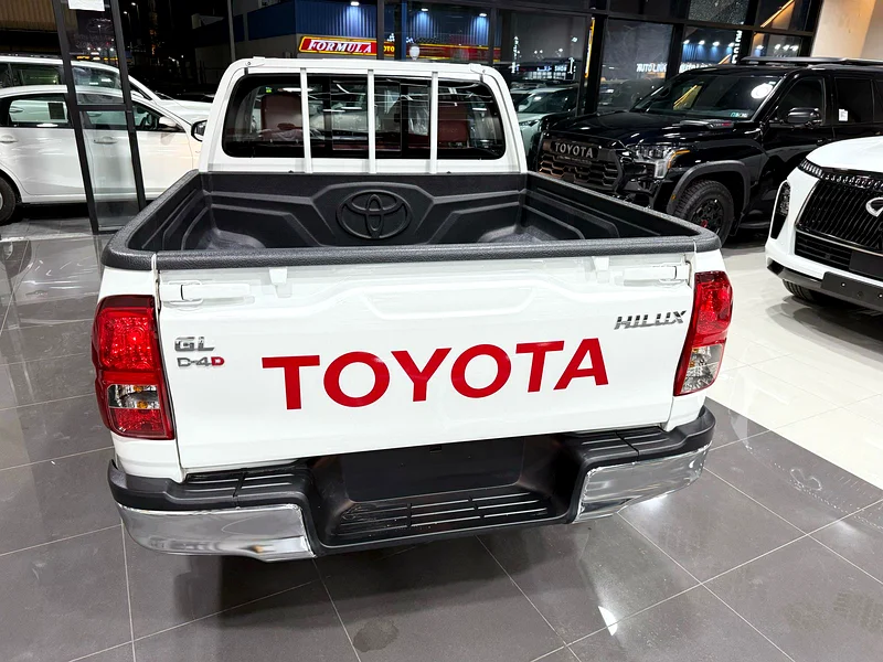 TOYOTA HILUX 2.4L DC 4*2 MT 2025YM Hilux GR Sport Diesel Without 4WD Manual Transmission63147211173890114
