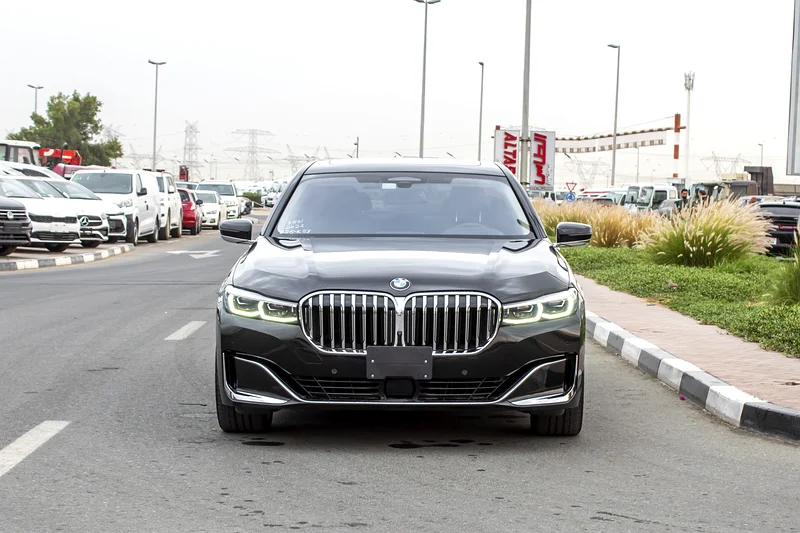 2022 - BMW 750I - IMMACULATE CONDITION - ONLY 59,000 KM DONE63142134870275111