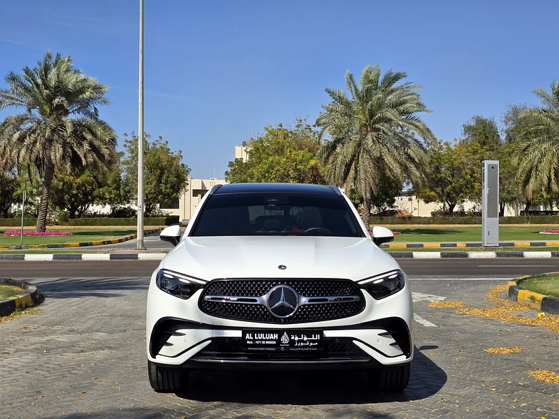 GLC200//AMG GCC 2023 Under Warranty Service63158339544834114