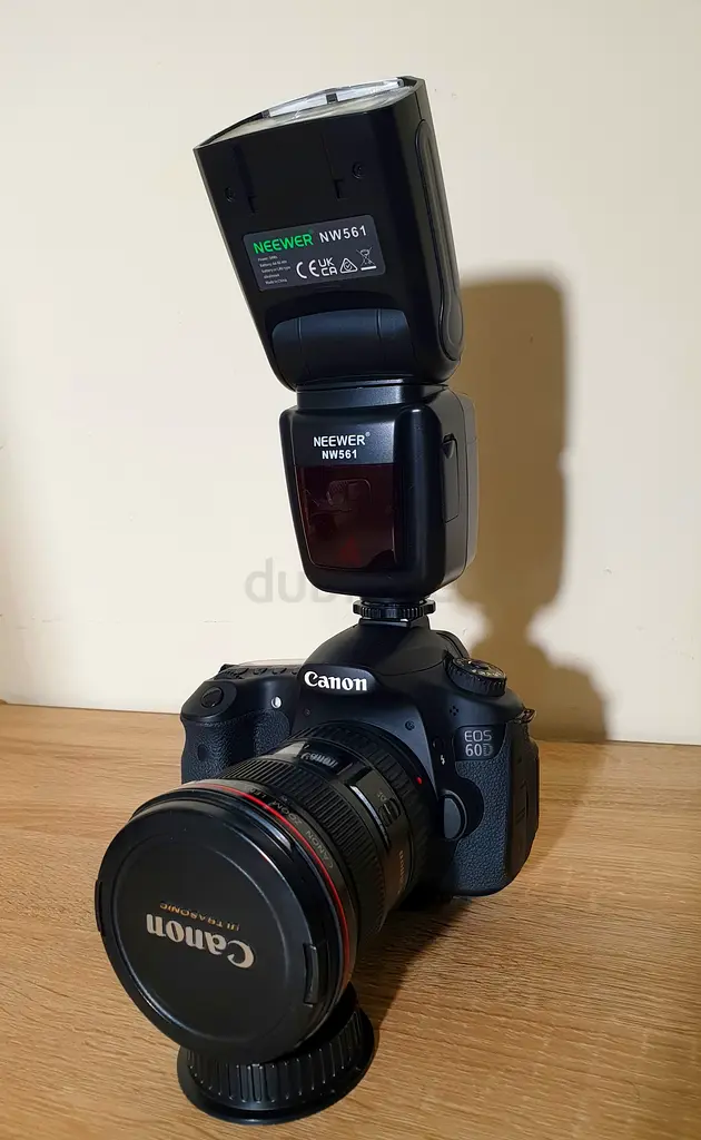High-Quality Neewer Flash Speedlight - Ideal for Photographers!
