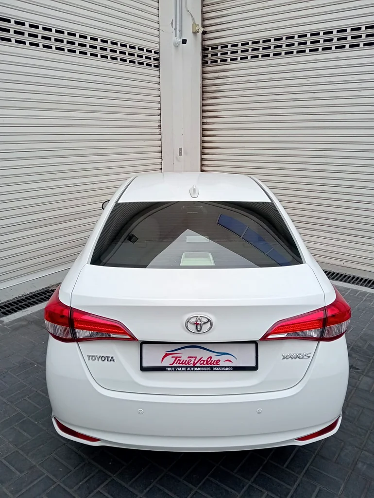 Toyota yaris 2021 1.5 mid sedan gcc accident free FSH63137802044930113