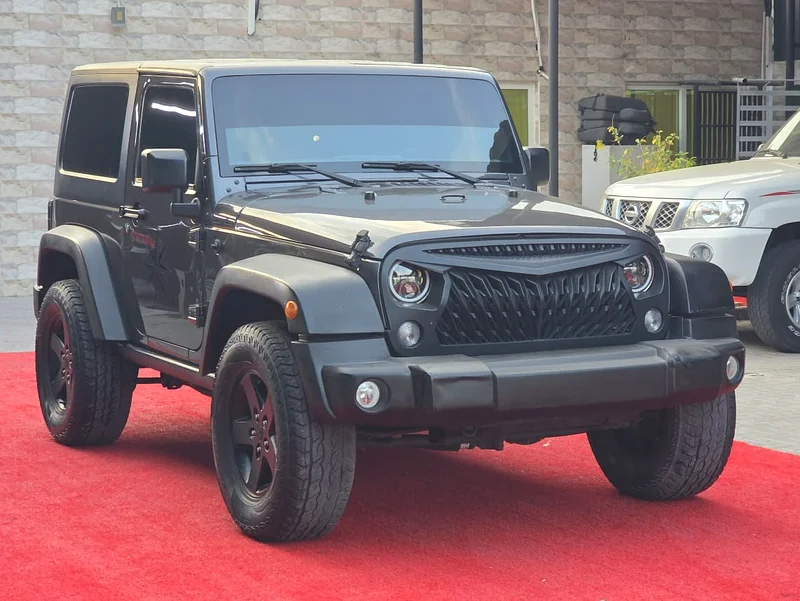 Jeep Wrangler Sport  
Model: 2017  
Mileage: 144,000 km  
Price: 59,000 AED  
V6 / 3.6L  
Side steps, 2.5-inch lift63152288452226114