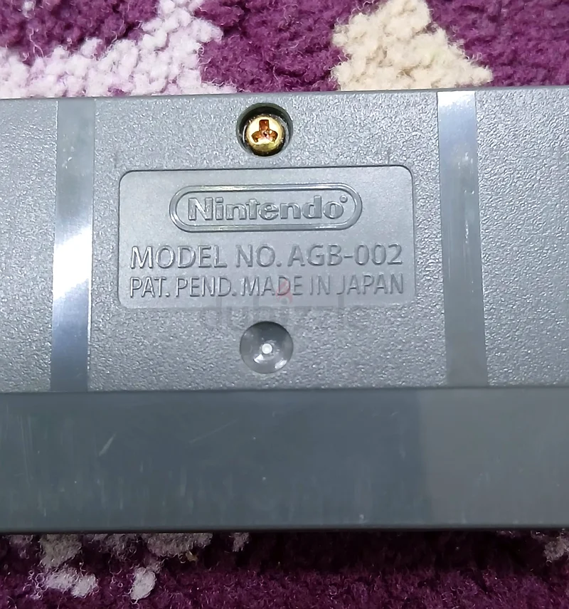 Nintendo Game Boy in good condition with the game Legend of Zelda: A Link to the Past/Four Swords63230710099969111