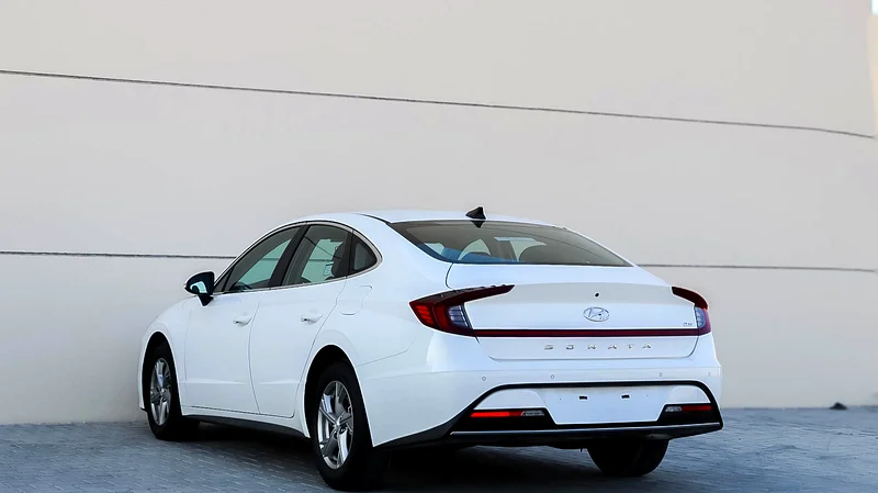 Hyundai Sonata 2023 GCC, accident-free, in excellent condition, 1042 P.M.63150946268035113