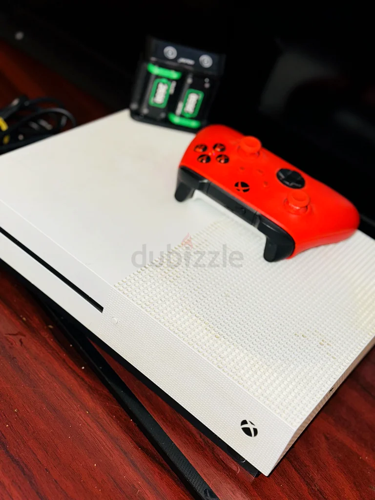 Xbox one s with latest controller and with LED super general63200645171331111