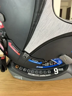 Chicco Nextfit Max Zip Air Car Seat