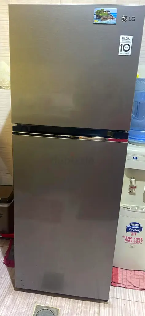 REFRIGERATOR