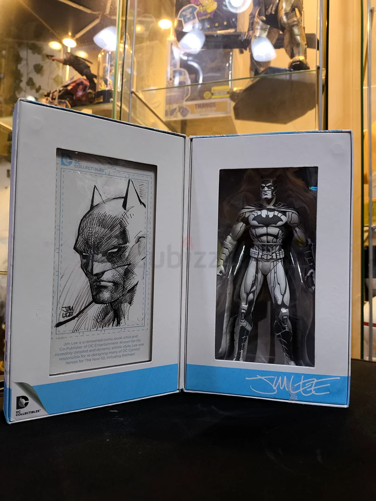 DC Comics - Batman - Blue Line Limited Edition Jim Lee 2015 Convention Exclusive632283155738911126