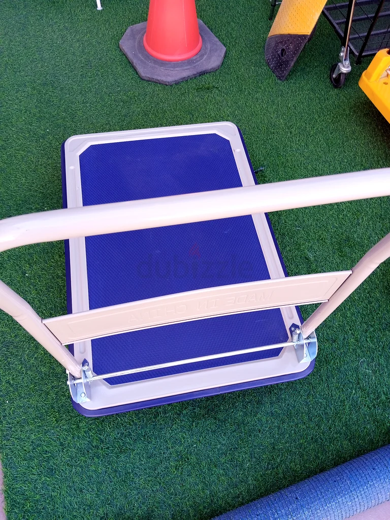 Metal trolly 300kg63218802744834111