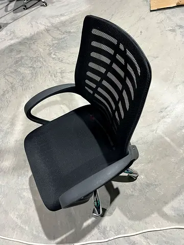Ergonomic Office Chair – Perfect for Comfort  Productivity!
