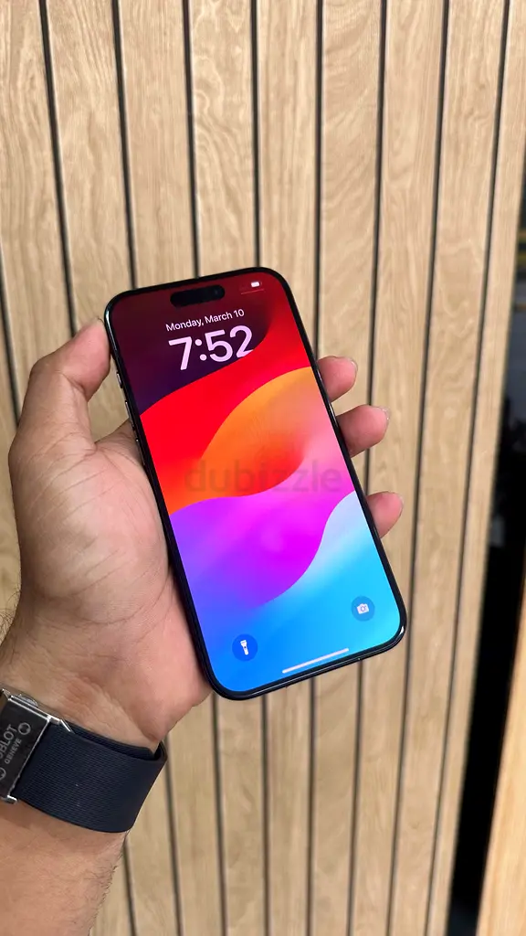 iphone 15 pro63215382432385111