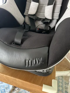 Chicco Nextfit Max Zip Air Car Seat