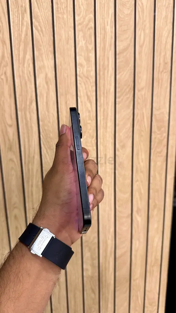 iphone 15 pro63215382432385114