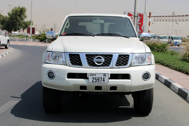NISSAN PATROL SAFARI 4.8L PETROL GRX FULL OPTION AUTO.63148163584002111