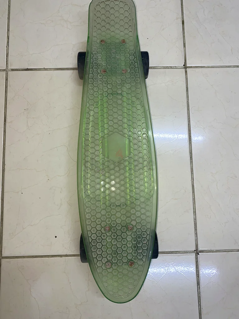 Transparent Green Penny Skateboard – Good Condition63169934172673112