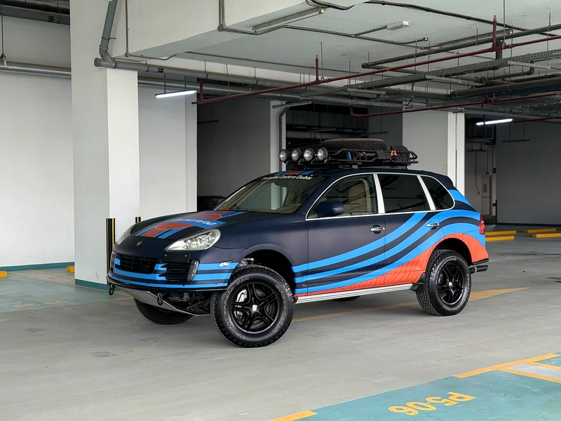 Porsche Cayenne Restomod official PORSCHE 1 of 863156540897153114