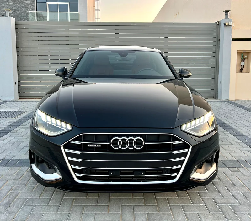 AUDI A4 2022 clean title no paint or accidents in agency condition63224789948418112
