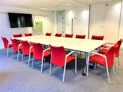 Open office space to rent for 10 persons in Dubai, Sheikh Rasheed Tower, DTWC