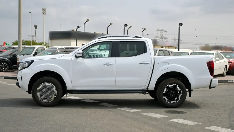 Brand New Nissan Navara 2024 FOR LOCAL 2.5L 4WD M/T Petrol|White/Black|N-NIS-P-2.5-24|63149584707587113