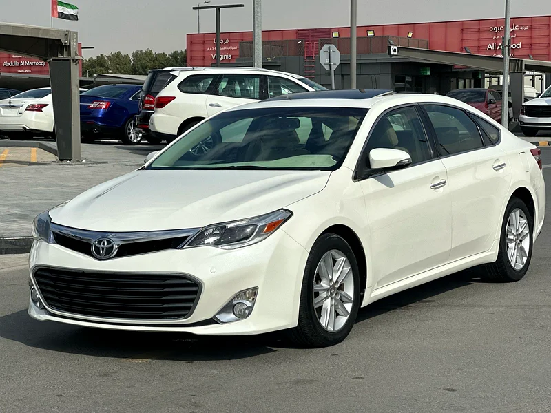 Toyota Avalon 2013 Gulf specifications in good condition63138715774466112