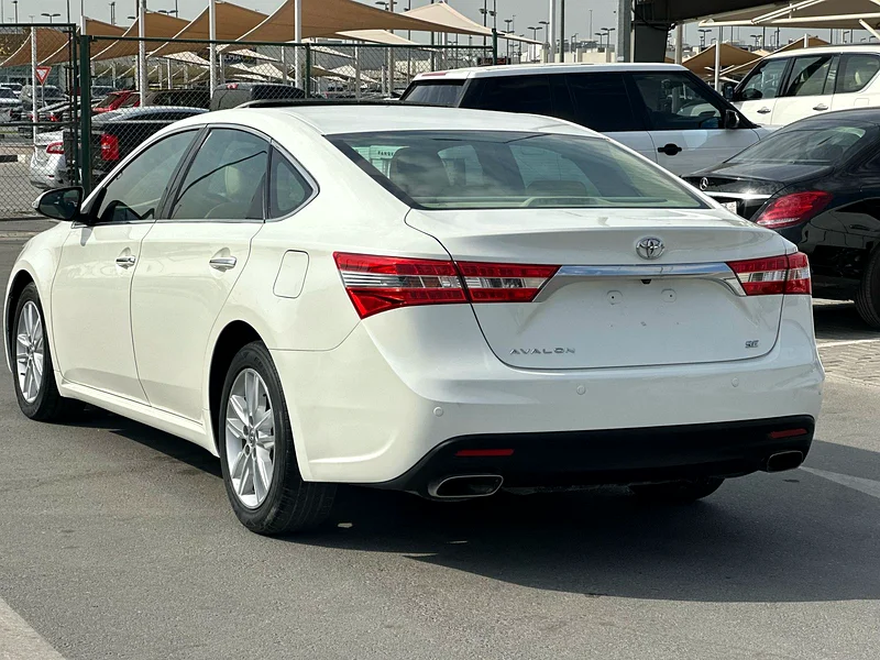Toyota Avalon 2013 Gulf specifications in good condition63138715774466113