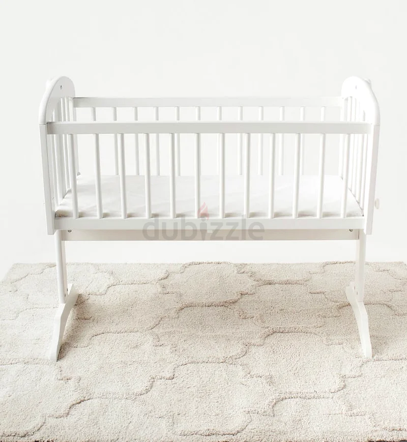 White wooden Cradle63204268245890111