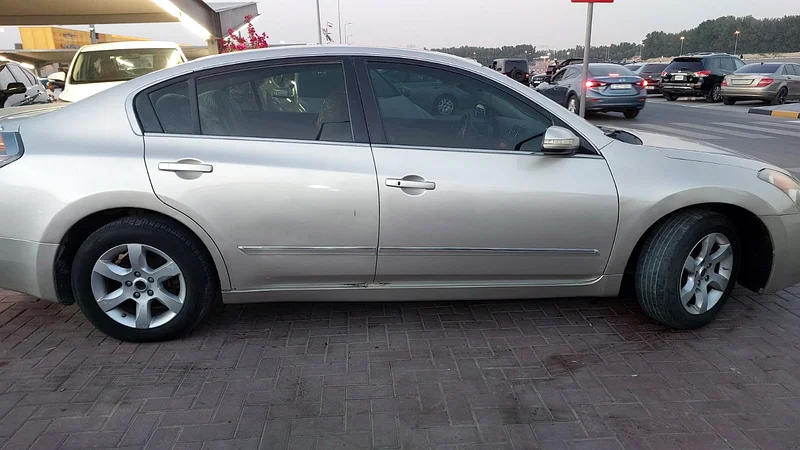 نيسان التيما خليجي فول ابشن 200963147685013121111