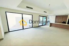 Stylish 4-BR Townhouse with Green Features