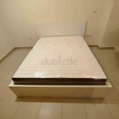 IKEA Malam queen size bed 160/200cm bed with 2 storage drawers underneath and Ikea mattress