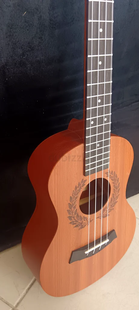 Ukulele 2663207396419457111