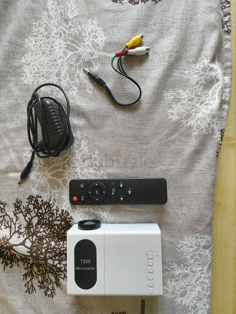 Projector63262391505538110