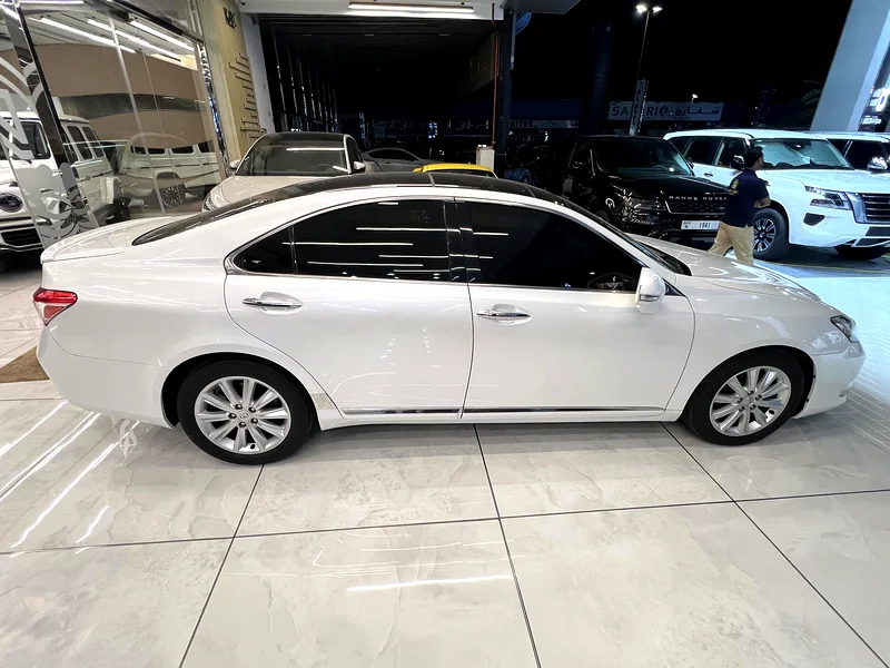 لكزس ES350 بلاتنيوم فول رقم 1 موديل 2011 مالك واحد63226216168706114