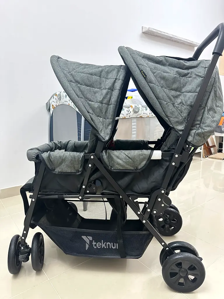Double Stroller w Free Diaper Bag63205359447937112