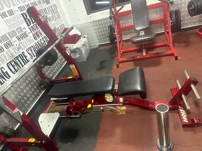 Hoist Adjustable bench - flat , decline and incline