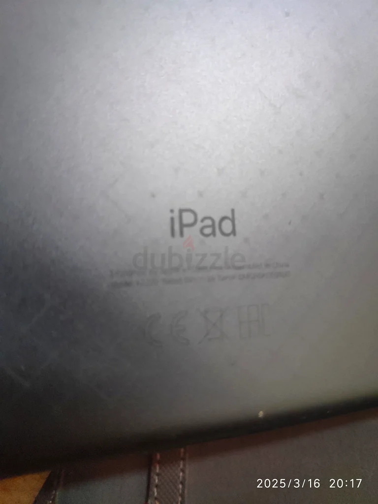 آبل آيباد (الموديل A2270) بحالة ممتازة. صغير الحجم وقوي. للبيع!63214896470147111