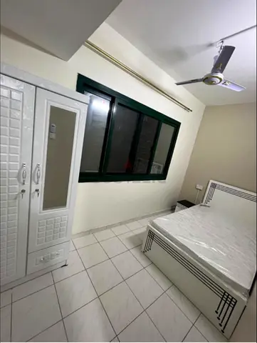 KARAMA, BIG PARTITION WITH WONDOW FOR SINGLE / COUPLE