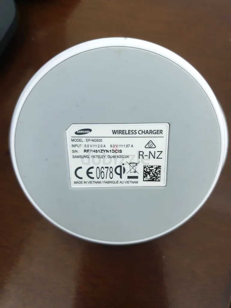 Original Samsung wireless charger63222842820483111