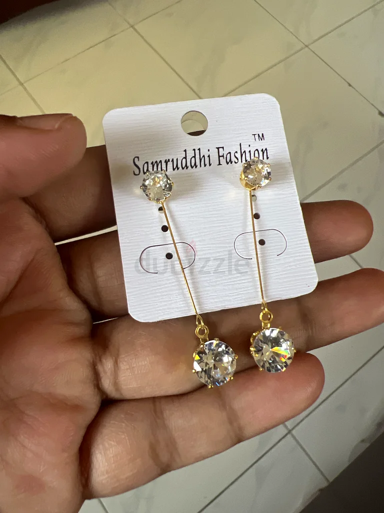 Sparkling Drop Earrings for Elegant Occasions!63232158269697110