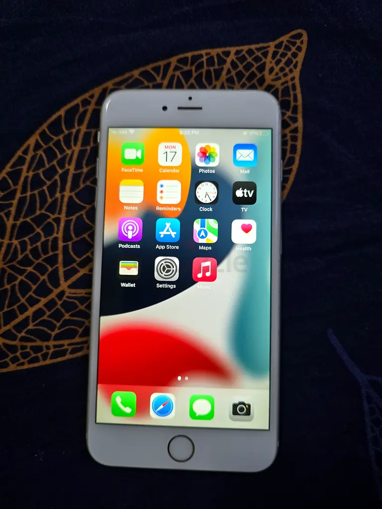 آيفون 6s بلس