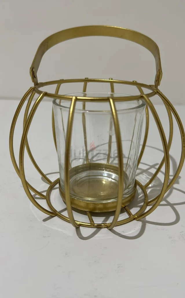 Chic Gold Wire Candle Holder - Perfect for Home Decor!628638222732831110