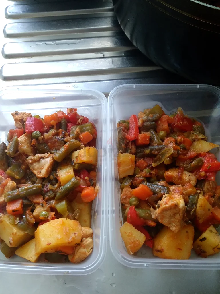Home made food available for mess63440794500097114